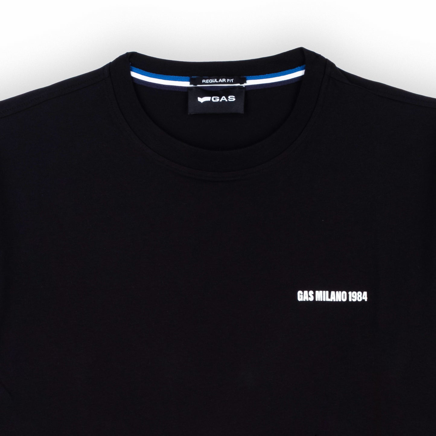 T-Shirt Homem Preta Gas Milano com Estampa Frontal