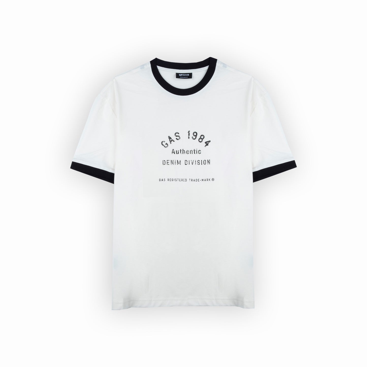 T-shirt Homem GAS Branco com Estampa Frontal e Detalhes Contrastantes Pretos