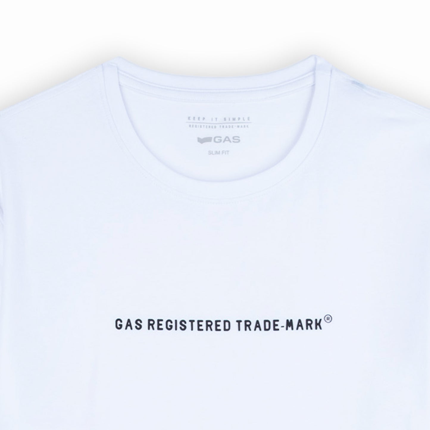 T-shirt Homem GAS Branco Minimalista com Estampa Frontal Discreta em Algodão