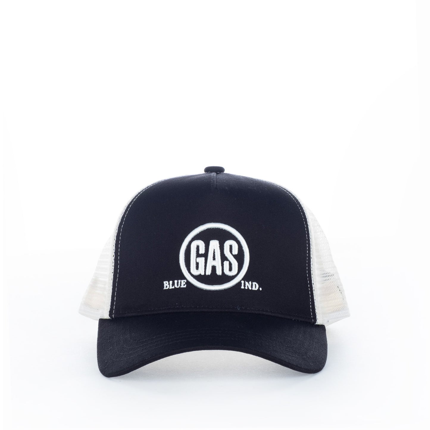 Boné GAS Preto com Logo Frontal Branco e Design Clássico