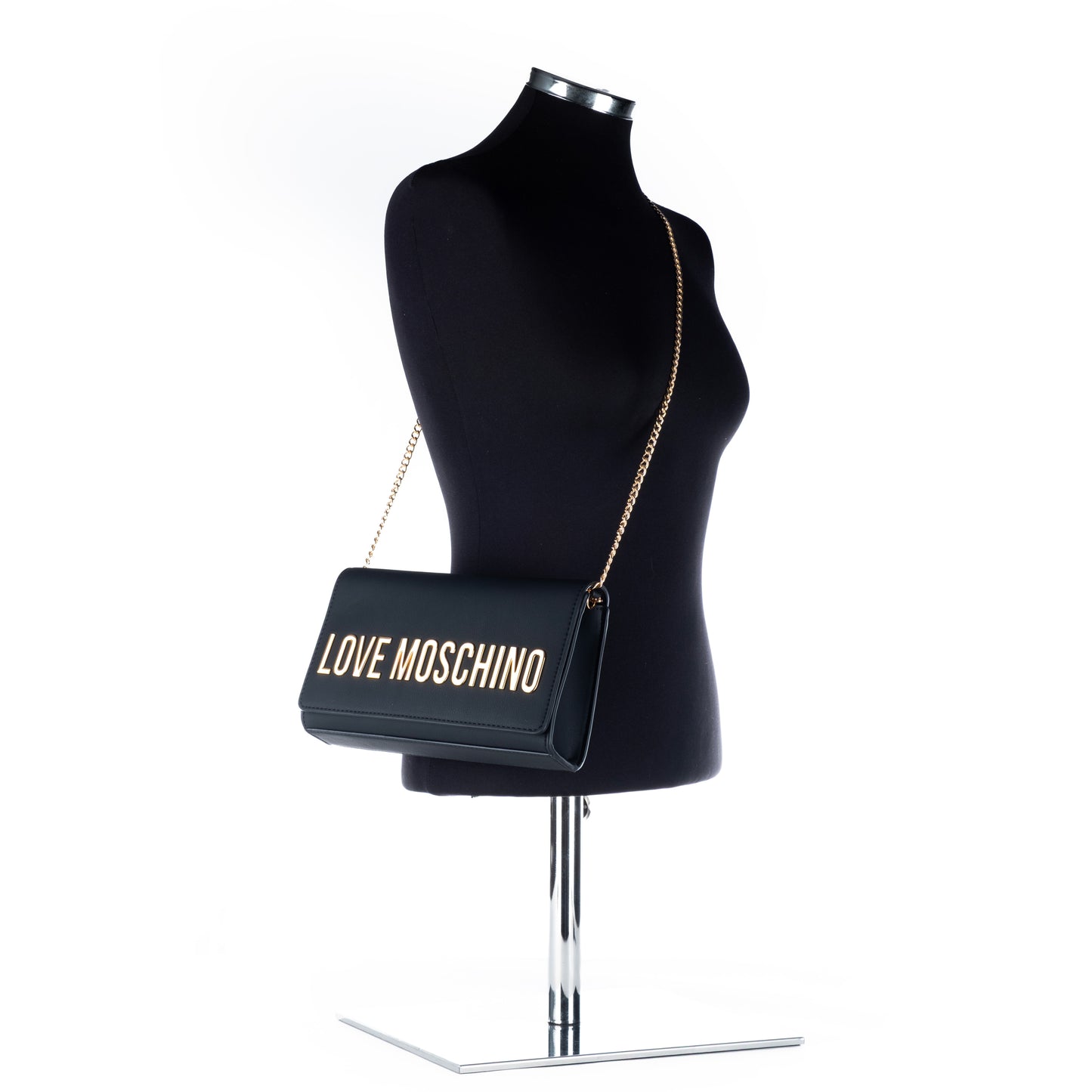 Bolsa Tiracolo Love Moschino Preta com Logo Dourado e Alça Corrente