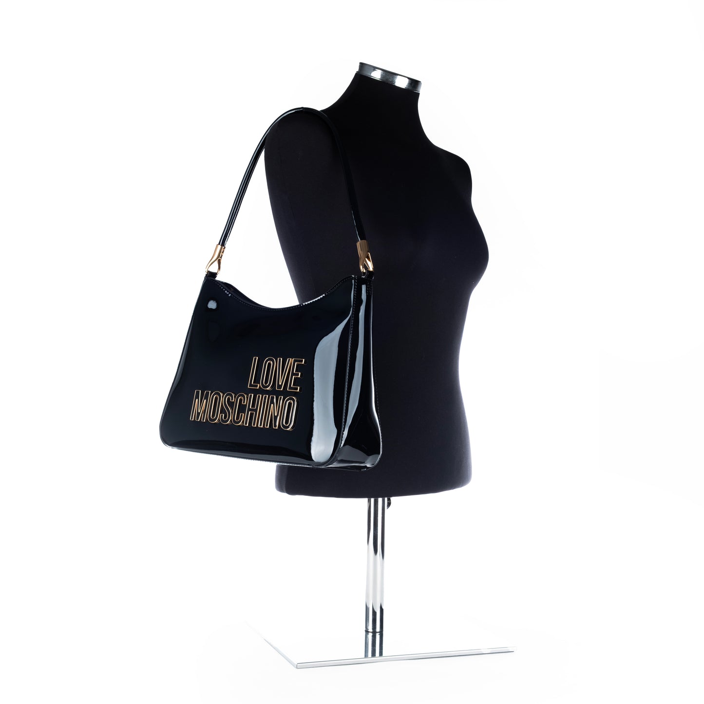 Bolsa de Ombro Love Moschino Preta com Logo Dourado e Design Curvo