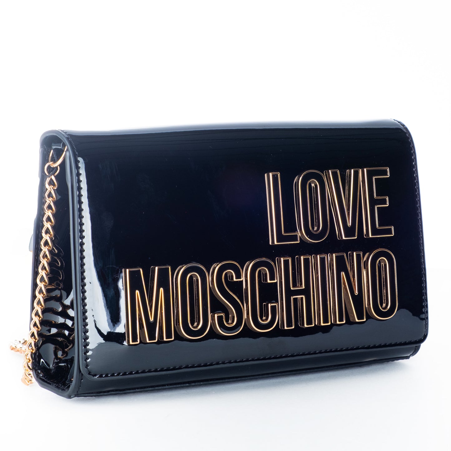 Bolsa Tiracolo Love Moschino Preta Verniz com Logo Dourado e Alça Corrente