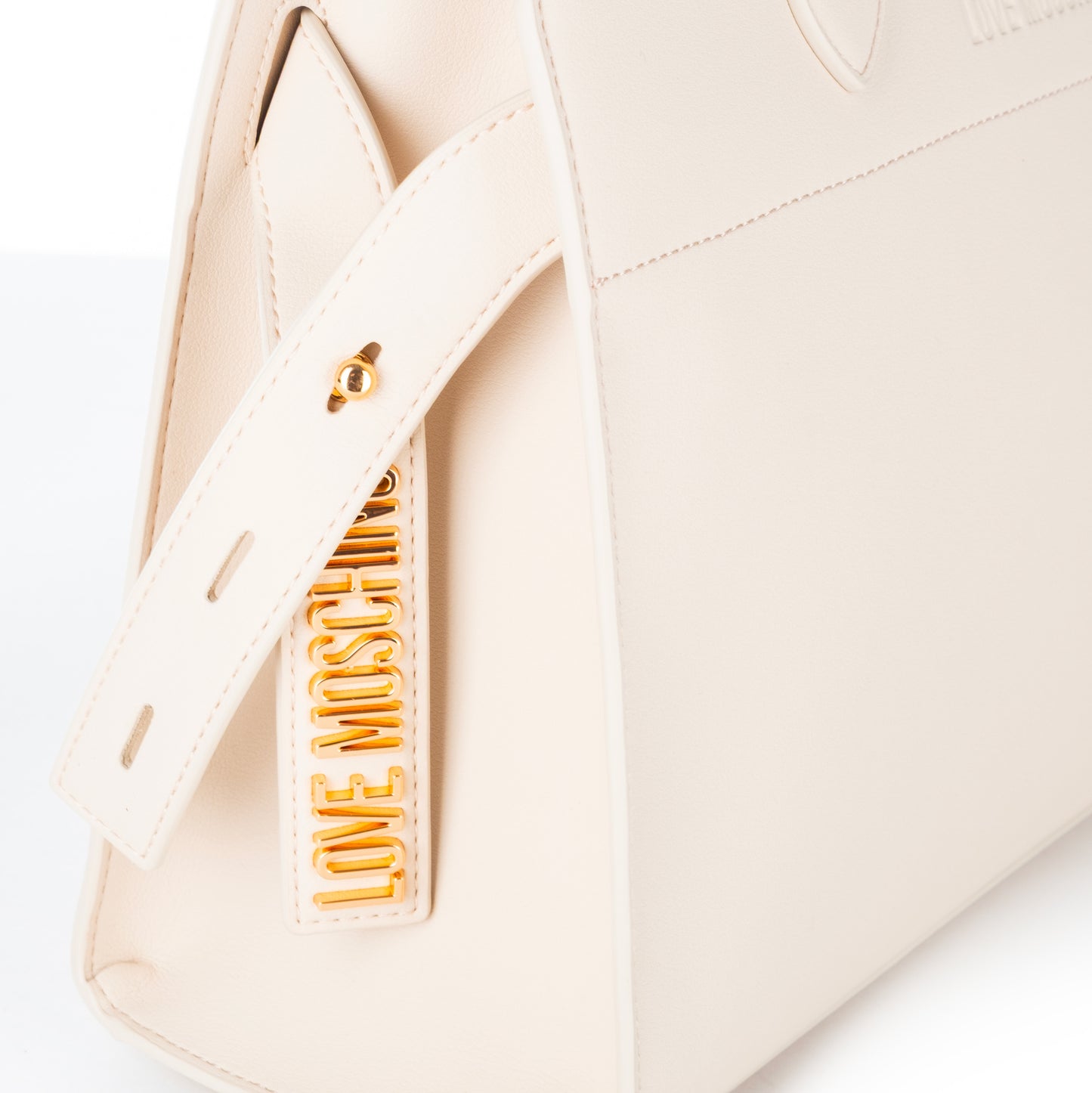 Bolsa de Ombro Love Moschino Bege com Logo Dourado e Alças Longas