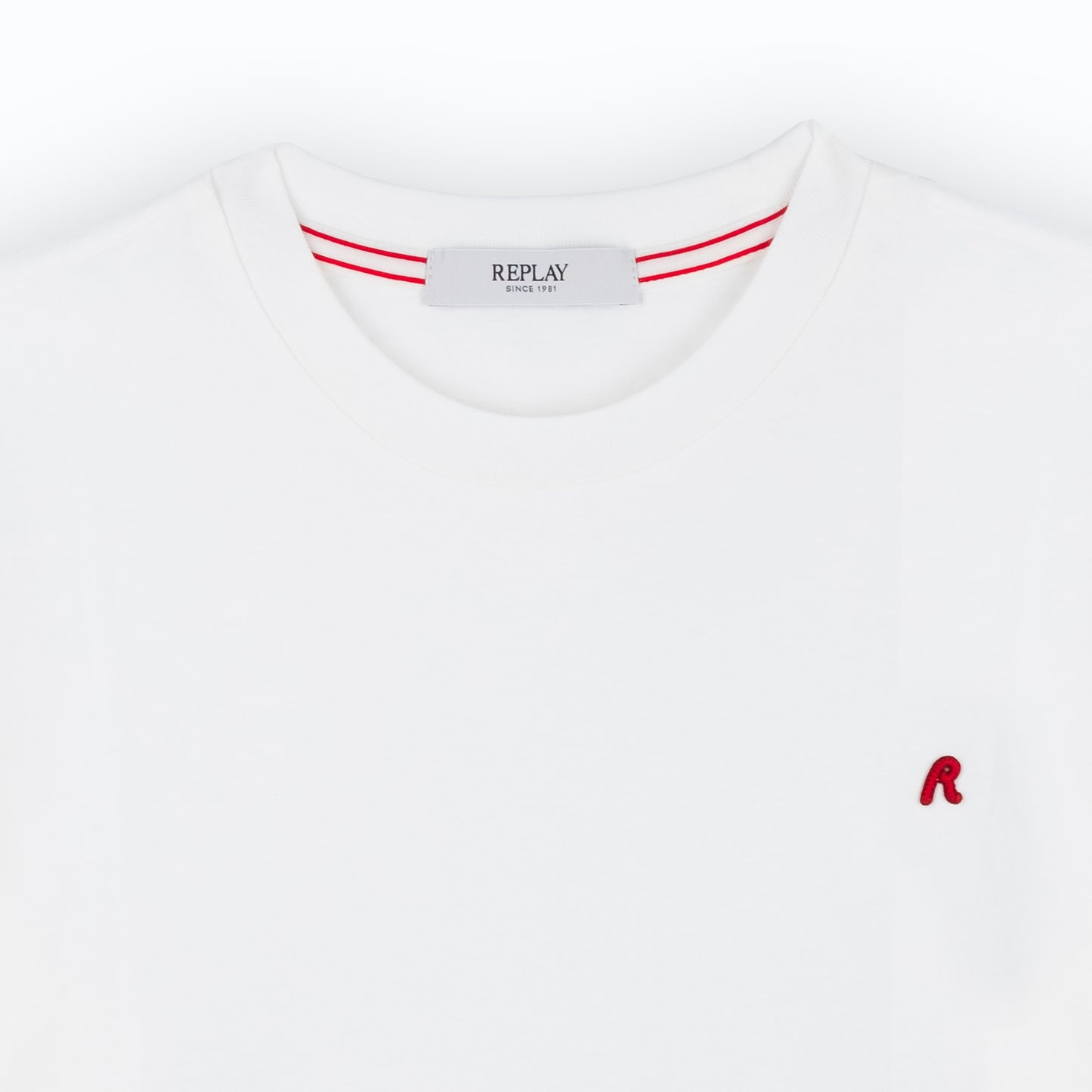 T-Shirt Homem Replay Branca com Detalhe Vermelho
