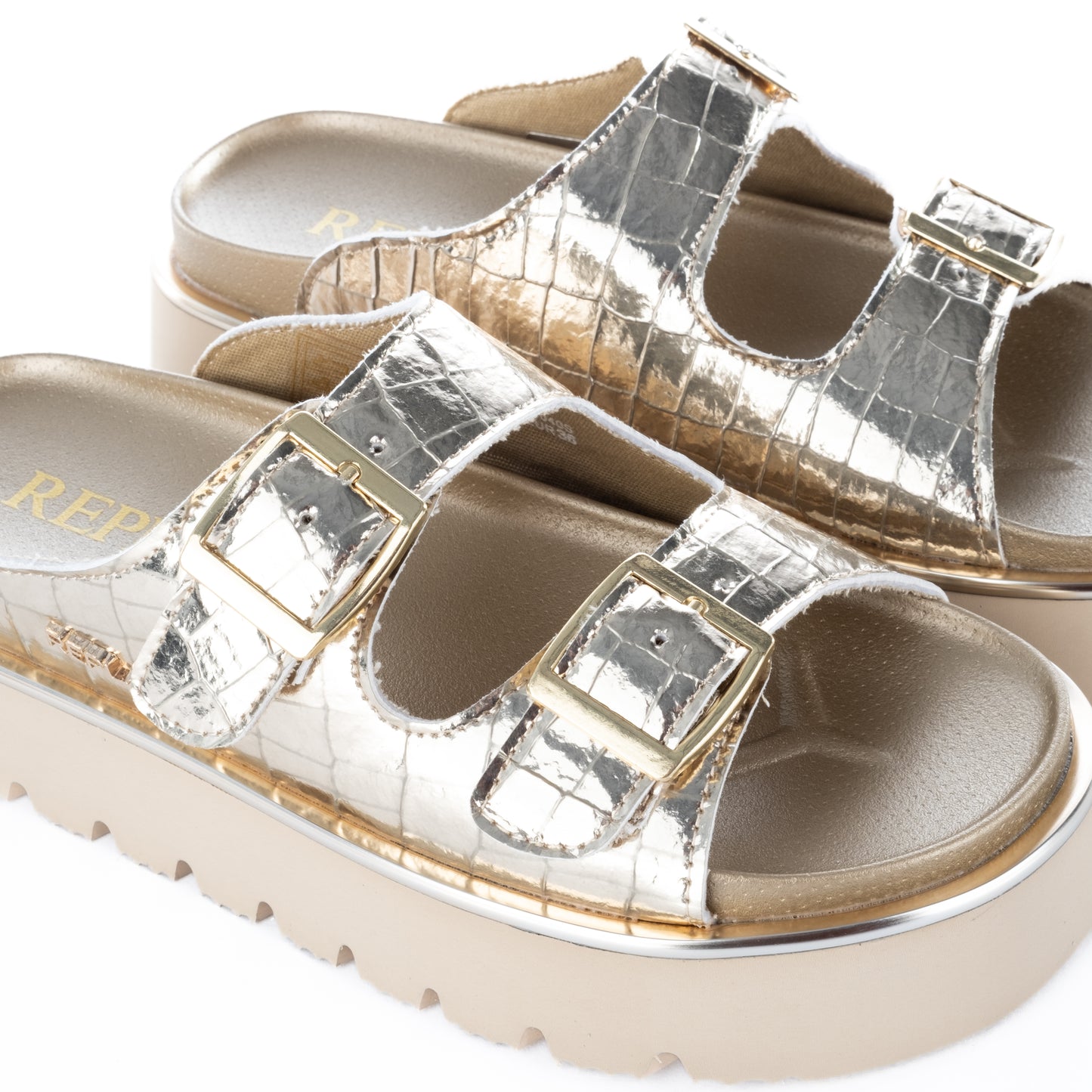 Sandálias Femininas Replay Prateadas com Fivelas