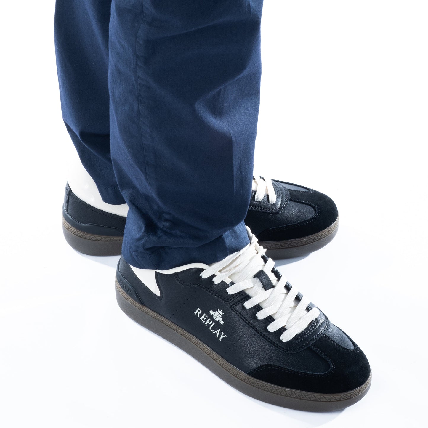 Ténis Homem Replay Pretos com Logo Branco