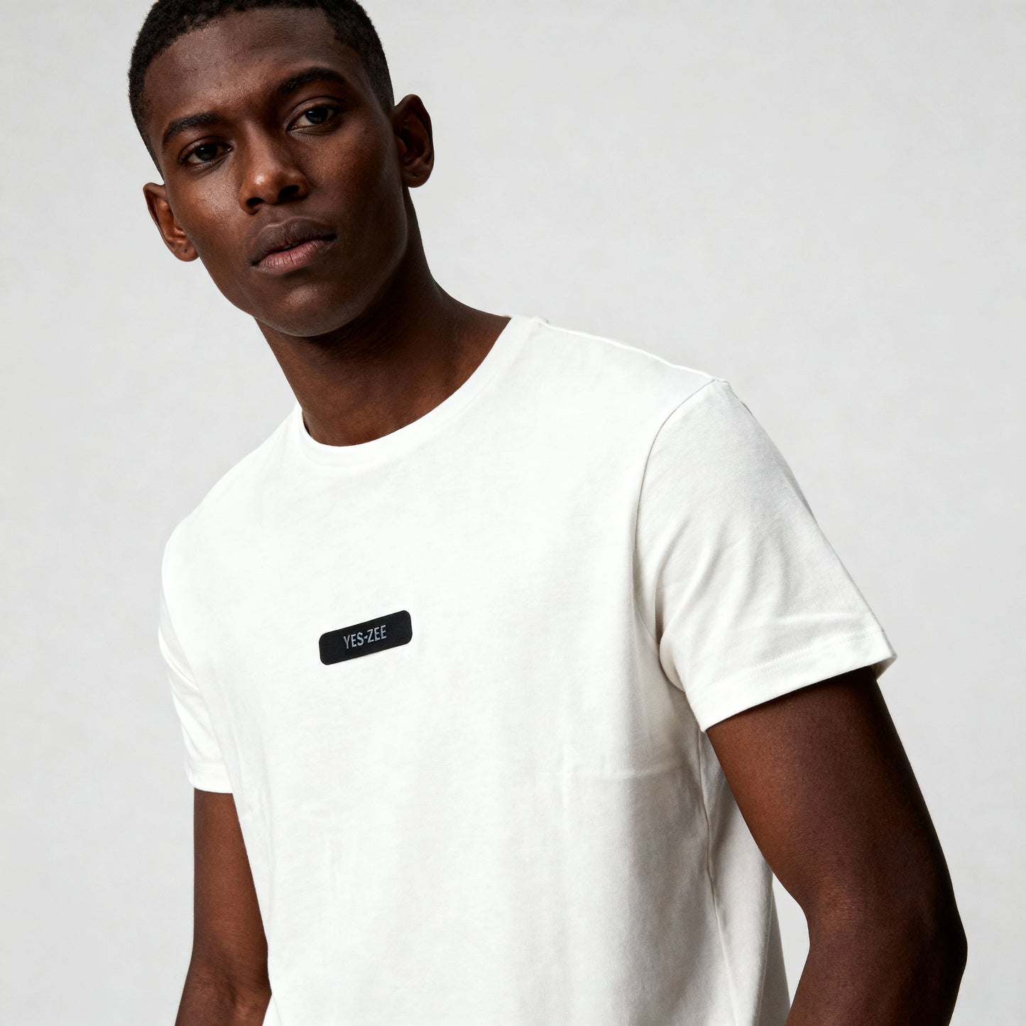 T-Shirt Homem Yes Zee Branca