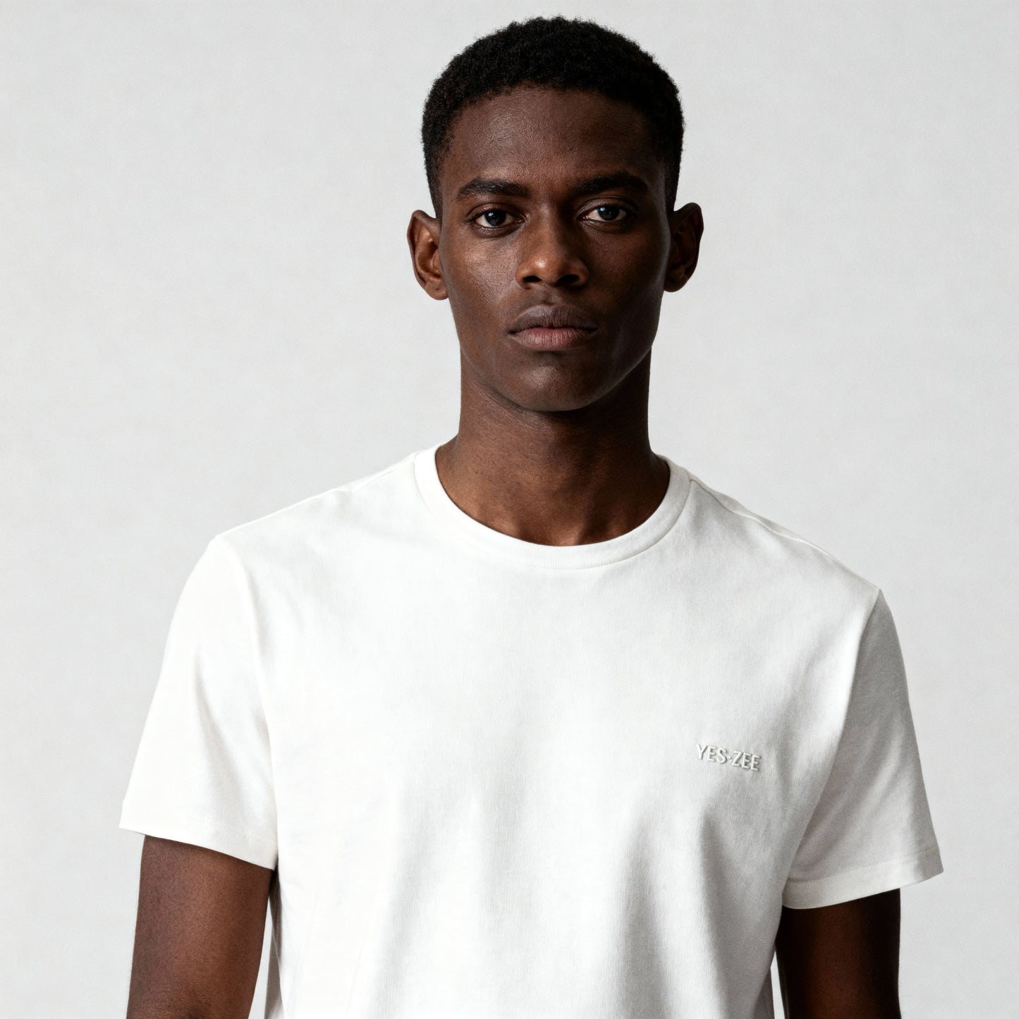 T-Shirt Homem Yes Zee Branca