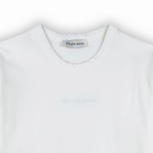 T-shirt Homem Yes Zee Branca com Detalhes Minimalistas