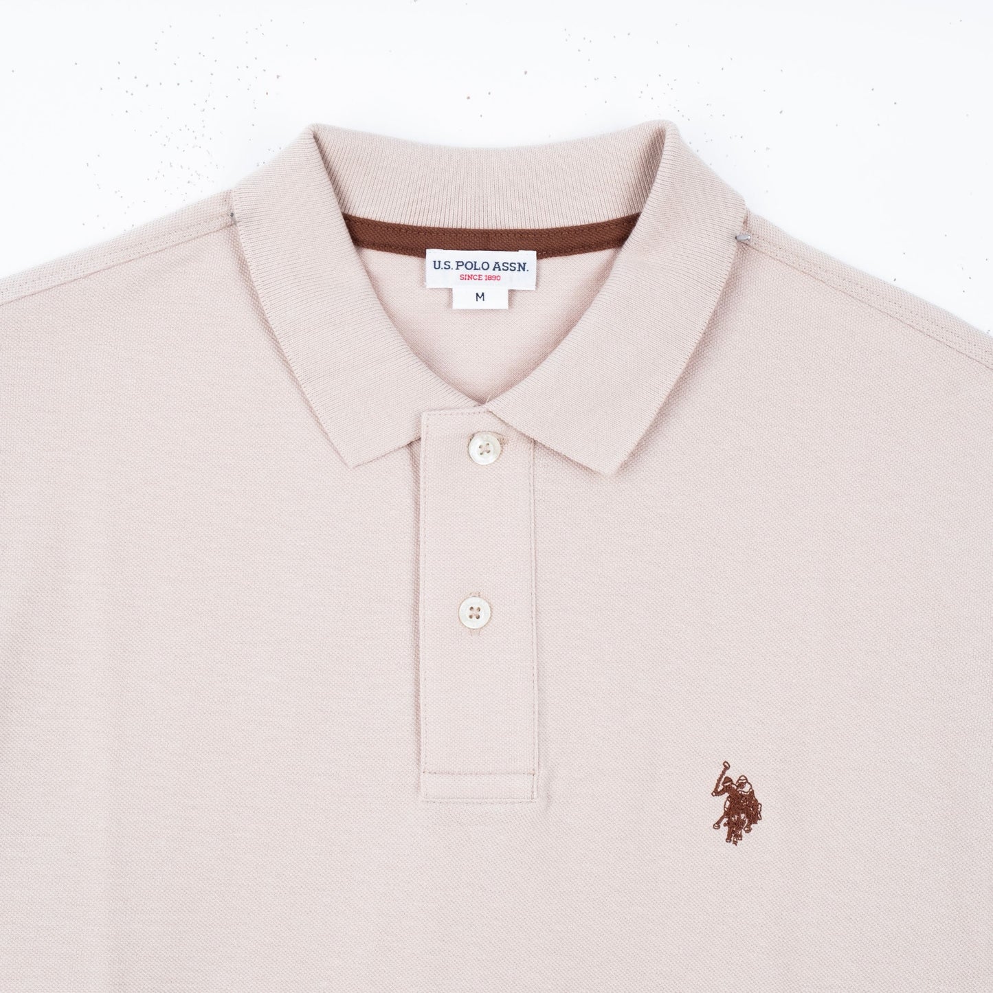 Polo Homem US Polo Bege com Logótipo Castanho Bordado