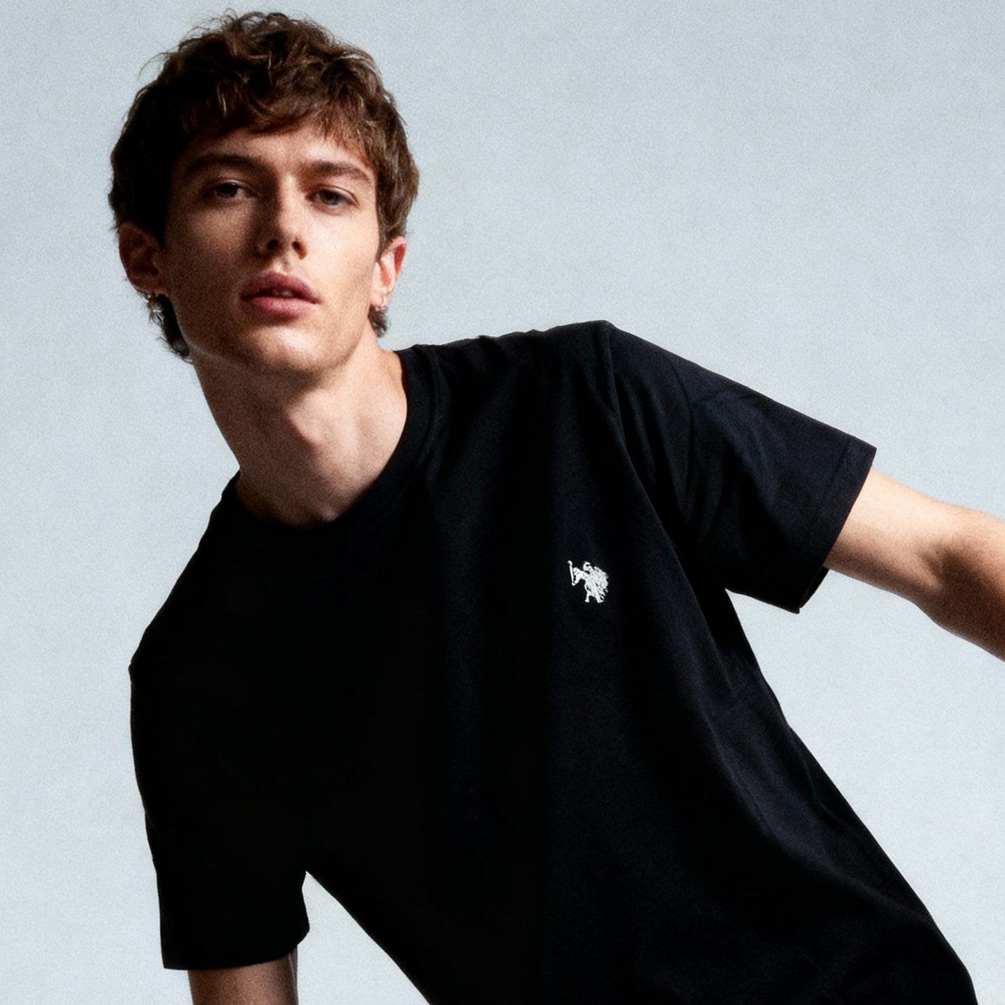 T-Shirt Homem US Polo Preta com Logo Bordado